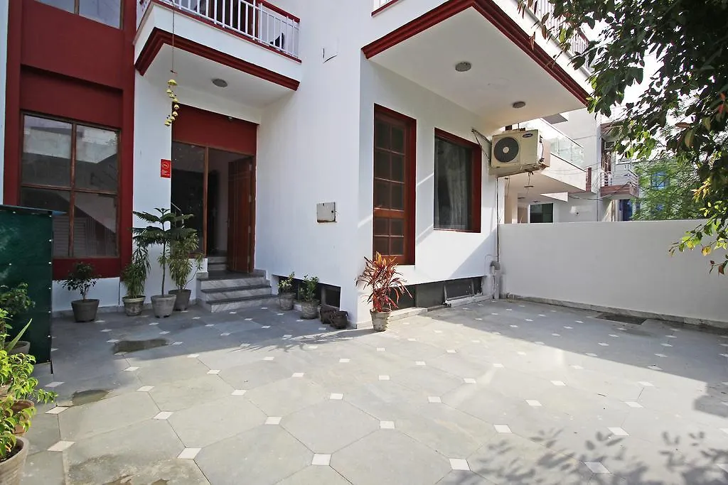 Oyo 6539 Home Stay Laxmi Villa Gurgaon 2*,  Indien