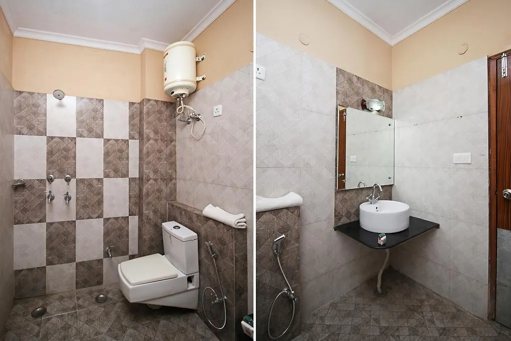 Oyo 6539 Home Stay Laxmi Villa Gurgaon Bed & Breakfast
